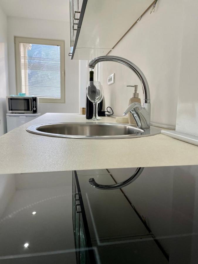 P&I Apartments Jadranska 74,Dobrota Kotor Kültér fotó