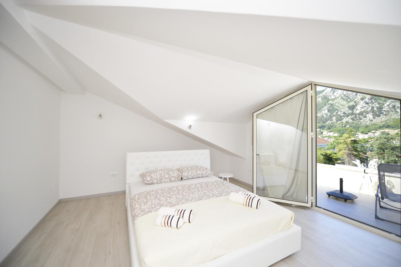 P&I Apartments Jadranska 74,Dobrota Kotor Kültér fotó