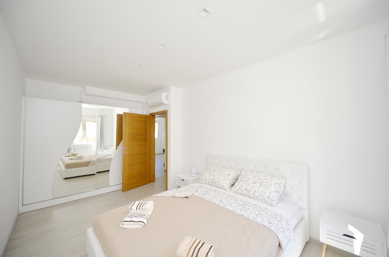 P&I Apartments Jadranska 74,Dobrota Kotor Kültér fotó