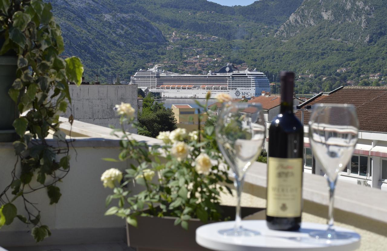 P&I Apartments Jadranska 74,Dobrota Kotor Kültér fotó