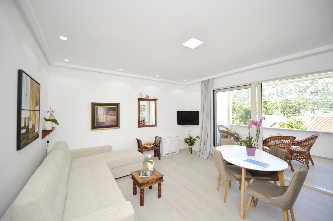 P&I Apartments Jadranska 74,Dobrota Kotor Kültér fotó