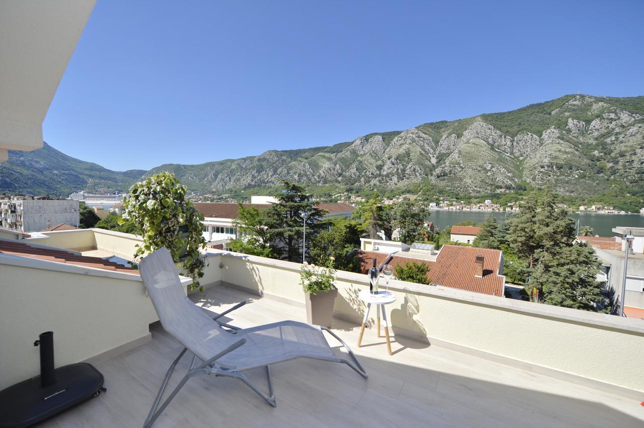 P&I Apartments Jadranska 74,Dobrota Kotor Kültér fotó